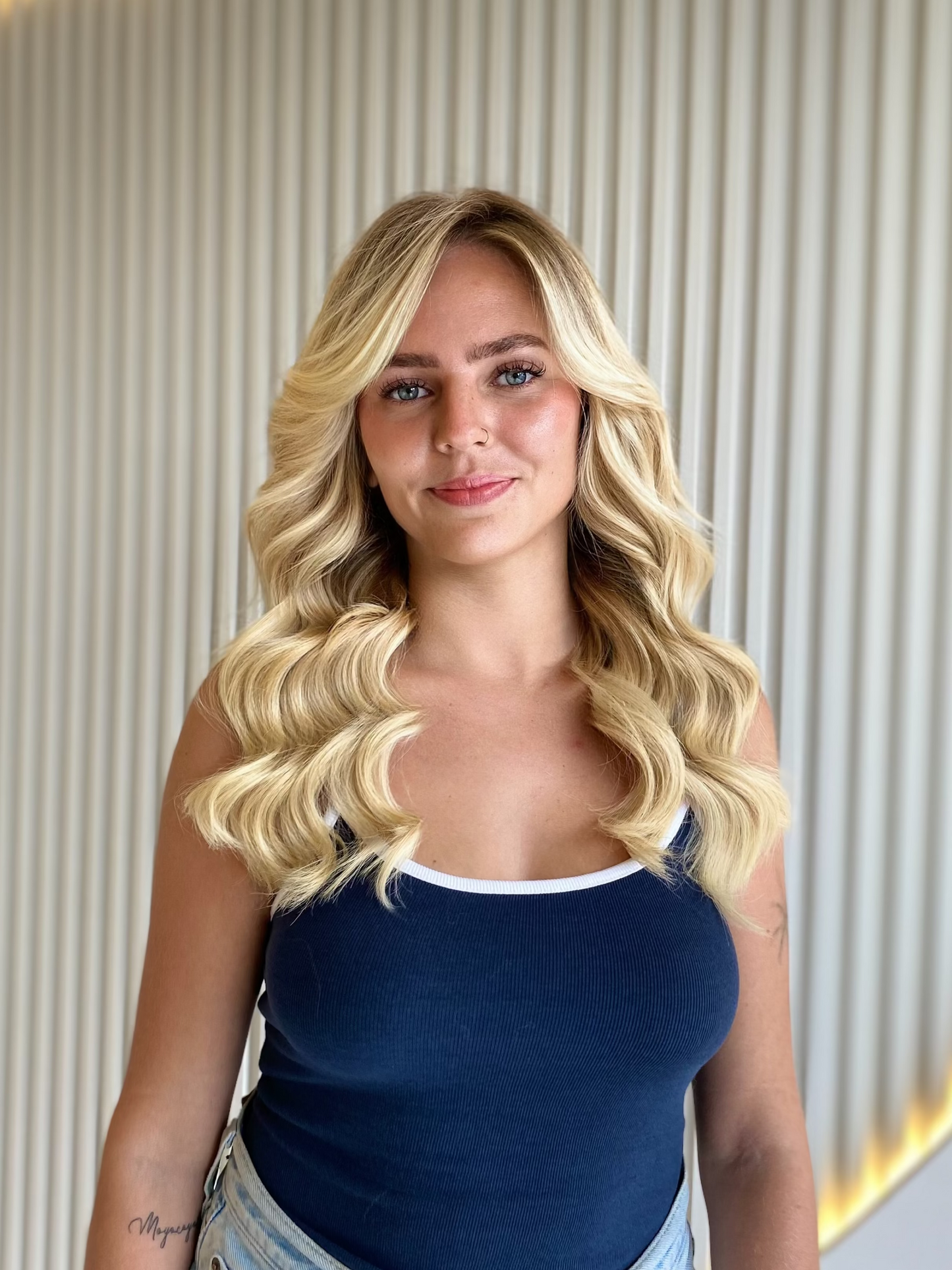 Tape-In Extensions - #613 Chardonay Blonde